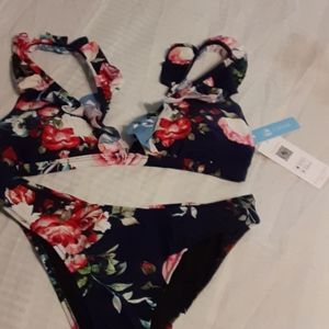 Cupshe floral print bikini size medium
